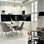 Nadmorskie Tarasy Sorrento Z Garazem,basen, Sauna,jacuzzi Apartment Kolobrzeg