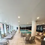 Apartment Nadmorskie Tarasy Sorrento Z Garazem,basen, Sauna,jacuzzi Kolobrzeg