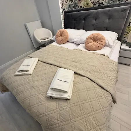 Apartment Nadmorskie Tarasy Sorrento Z Garazem,basen, Sauna,jacuzzi Kolobrzeg