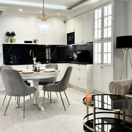 Nadmorskie Tarasy Sorrento Z Garazem,basen, Sauna,jacuzzi Апартаменти Колобжег