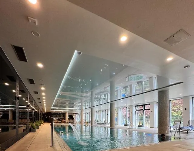 Nadmorskie Tarasy Sorrento Z Garazem,basen, Sauna,jacuzzi Lejlighed